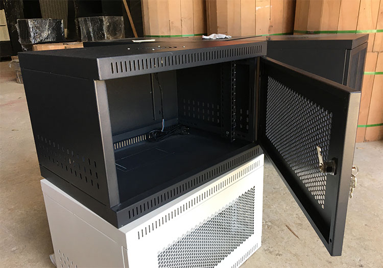 tủ rack 6U D400 cửa lưới mẫu mới